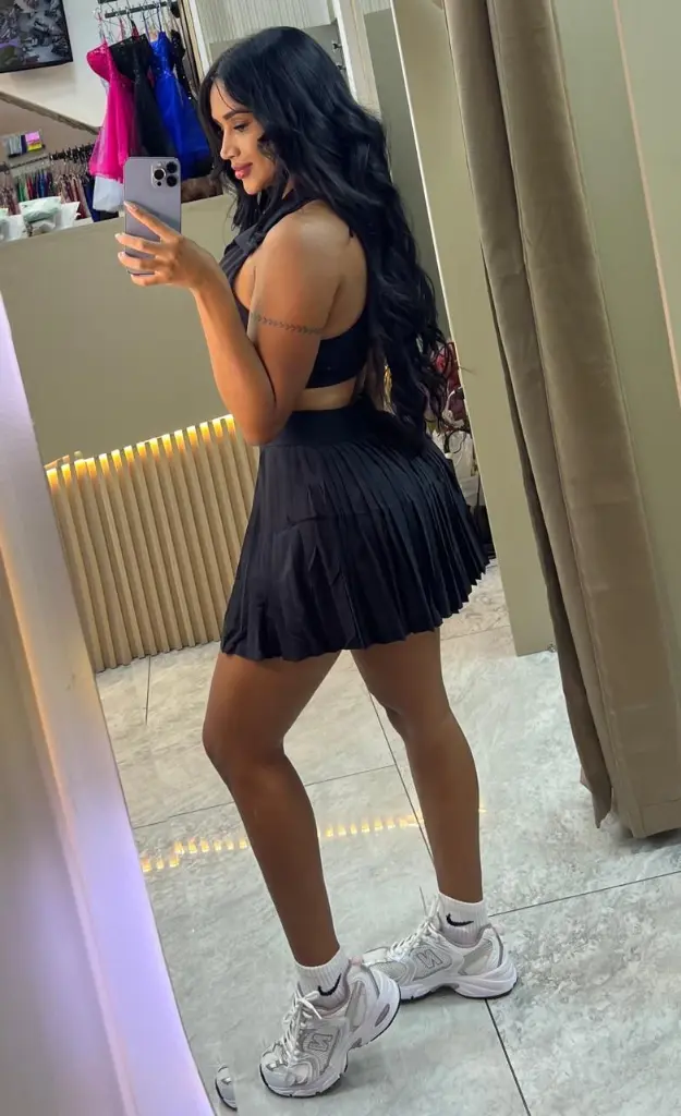 Conjunto plizado negro